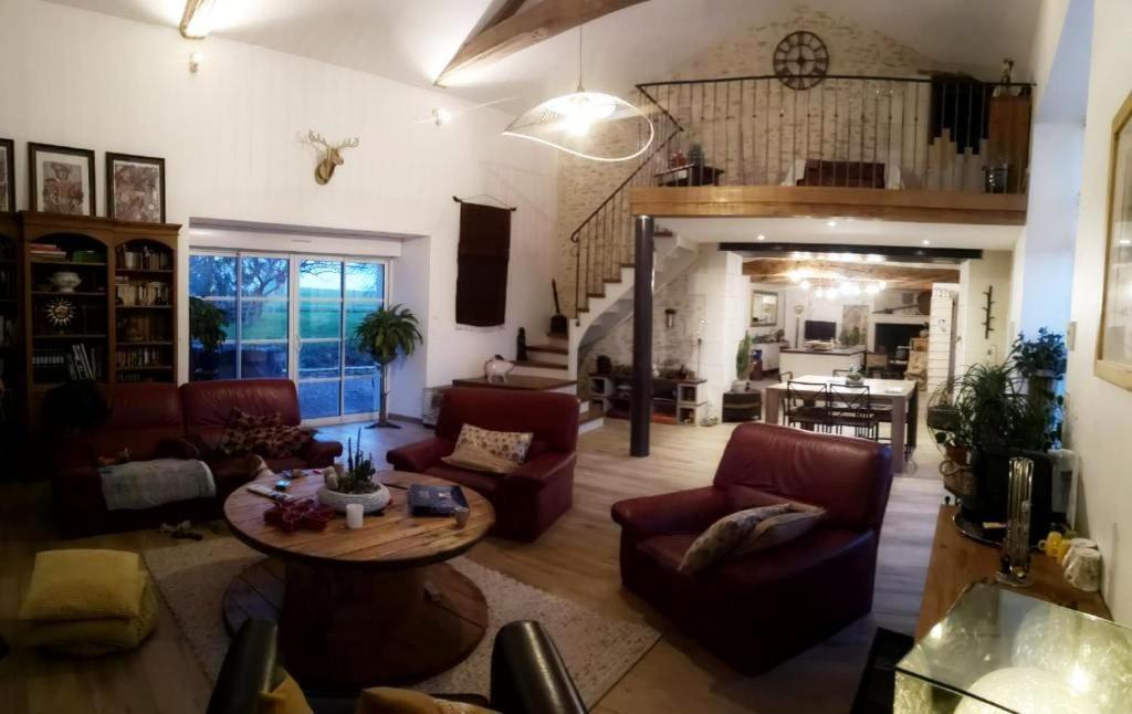 La Ferme Du Grand Bois Apartman Mouterre-Silly Kültér fotó